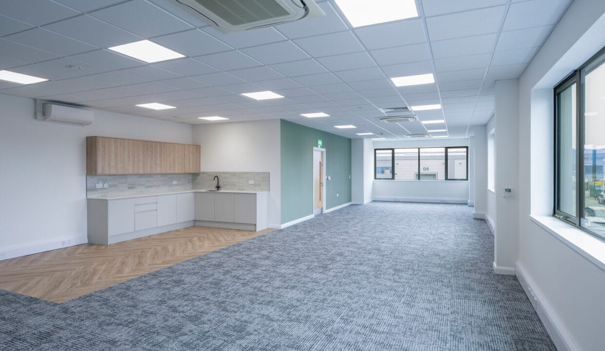 UK-TottenhamCP-UnitF-Internals-Mar26-10_medium